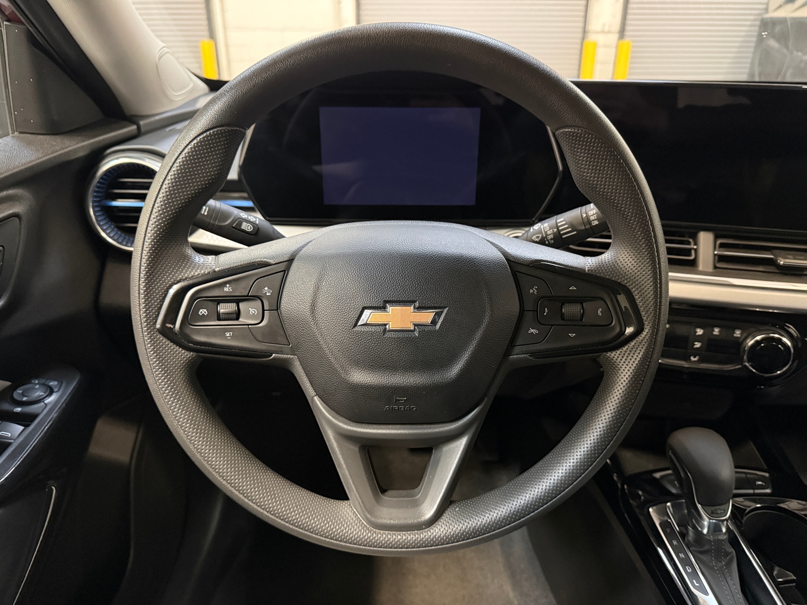 Thumbnail: 2025 Chevrolet Trax - 5