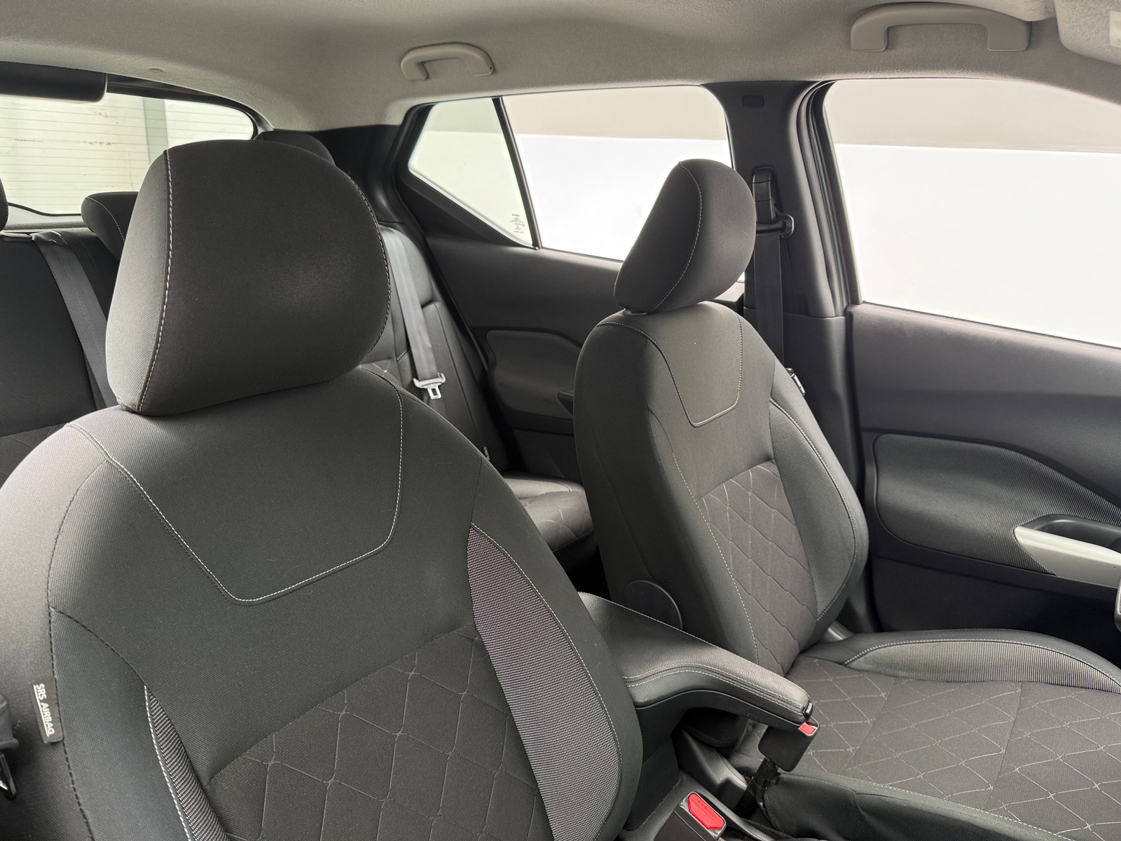 Thumbnail: 2020 Nissan Kicks - 2