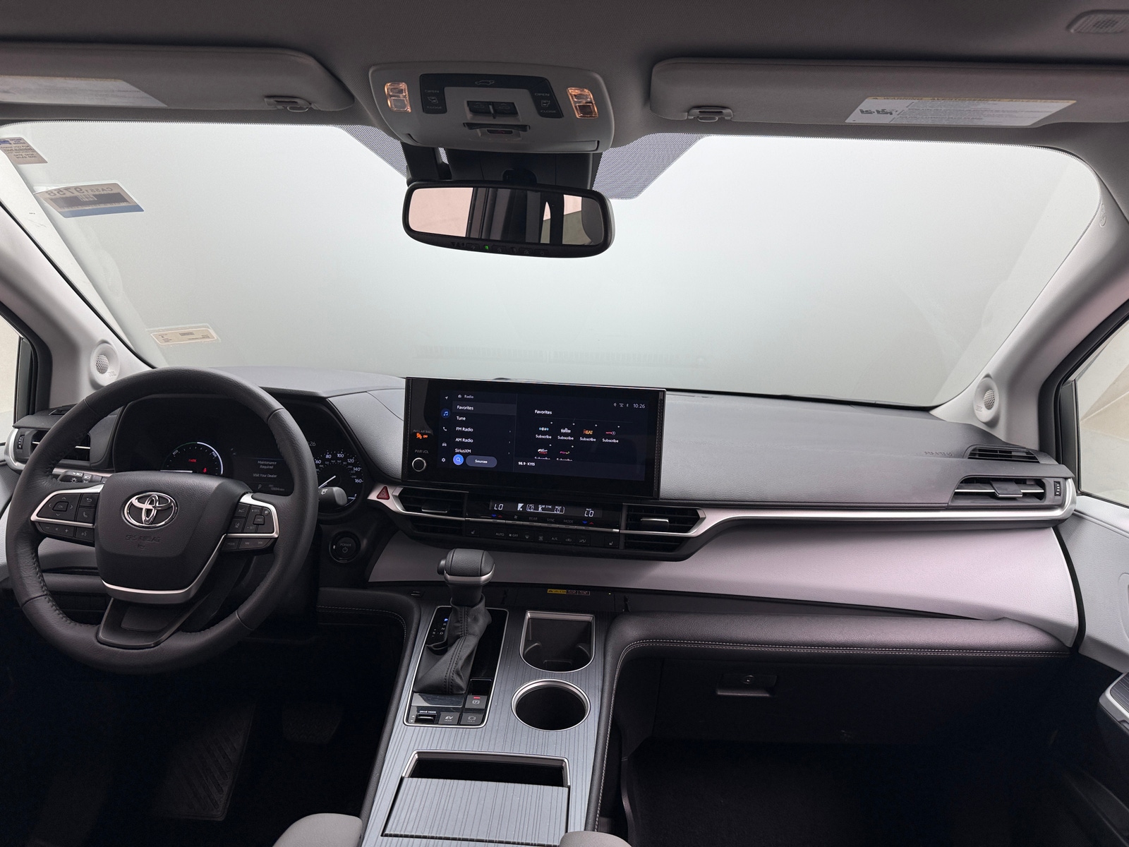 Thumbnail: 2025 Toyota Sienna - 2