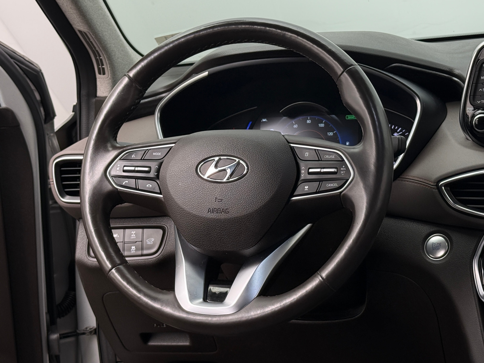 Thumbnail: 2019 Hyundai Santa Fe - 4