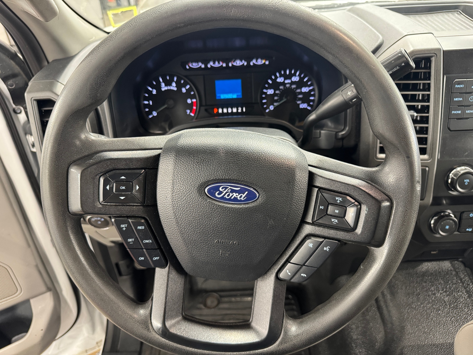 Thumbnail: 2019 Ford Econoline - 4
