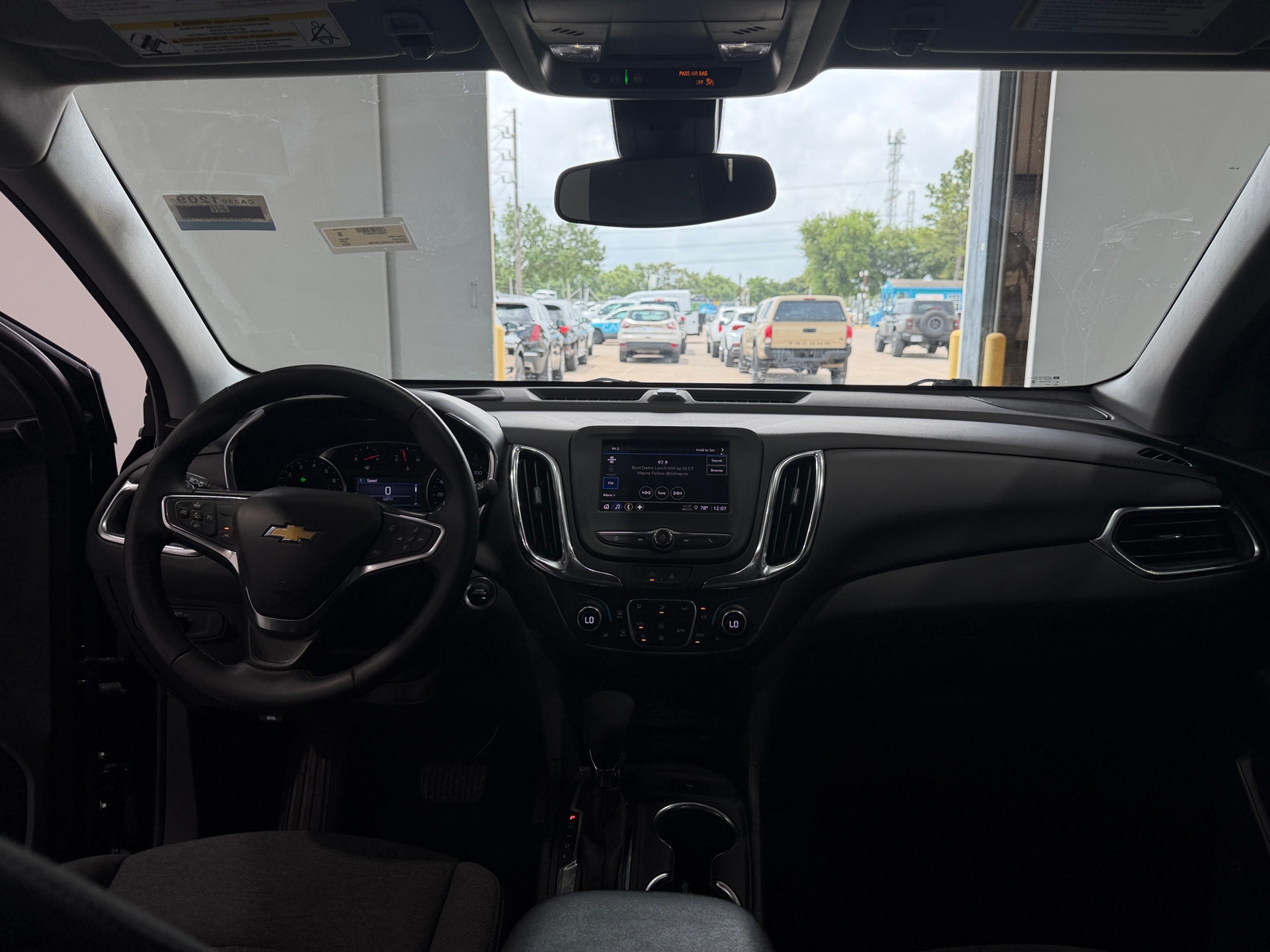 Thumbnail: 2024 Chevrolet Equinox - 3