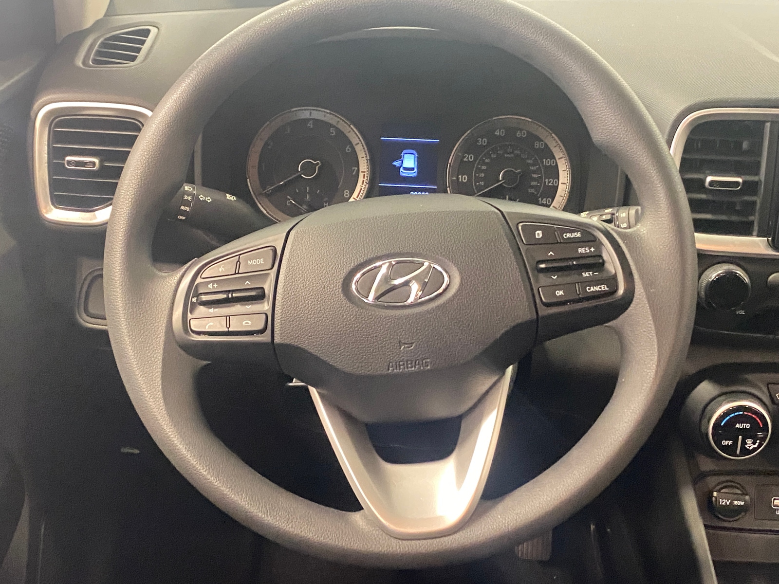Thumbnail: 2020 Hyundai Venue - 5