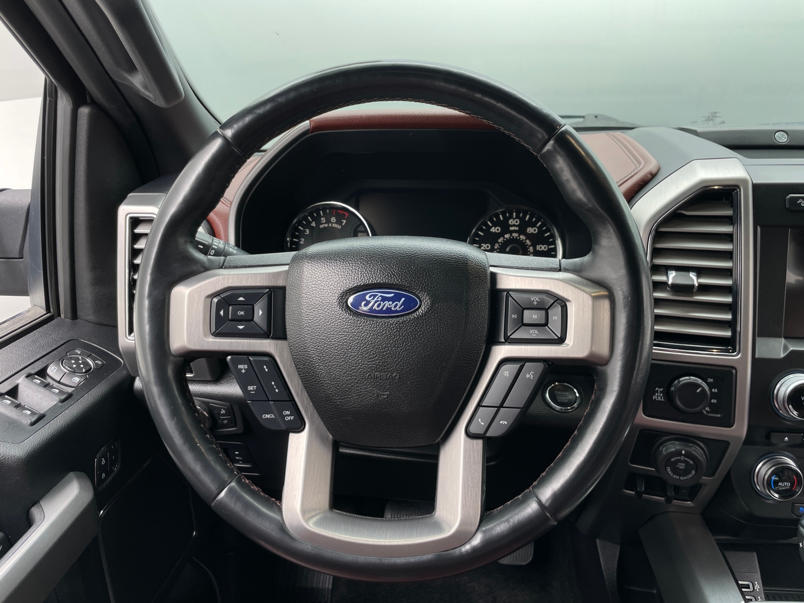 Thumbnail: 2018 Ford Econoline - 4