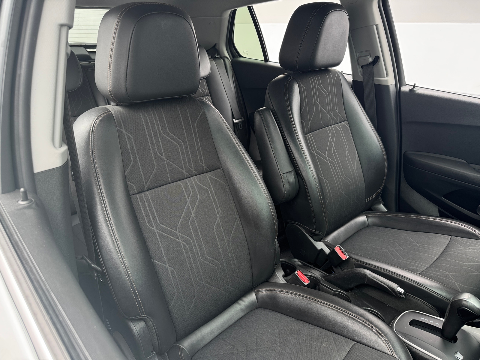 Thumbnail: 2019 Chevrolet Trax - 2