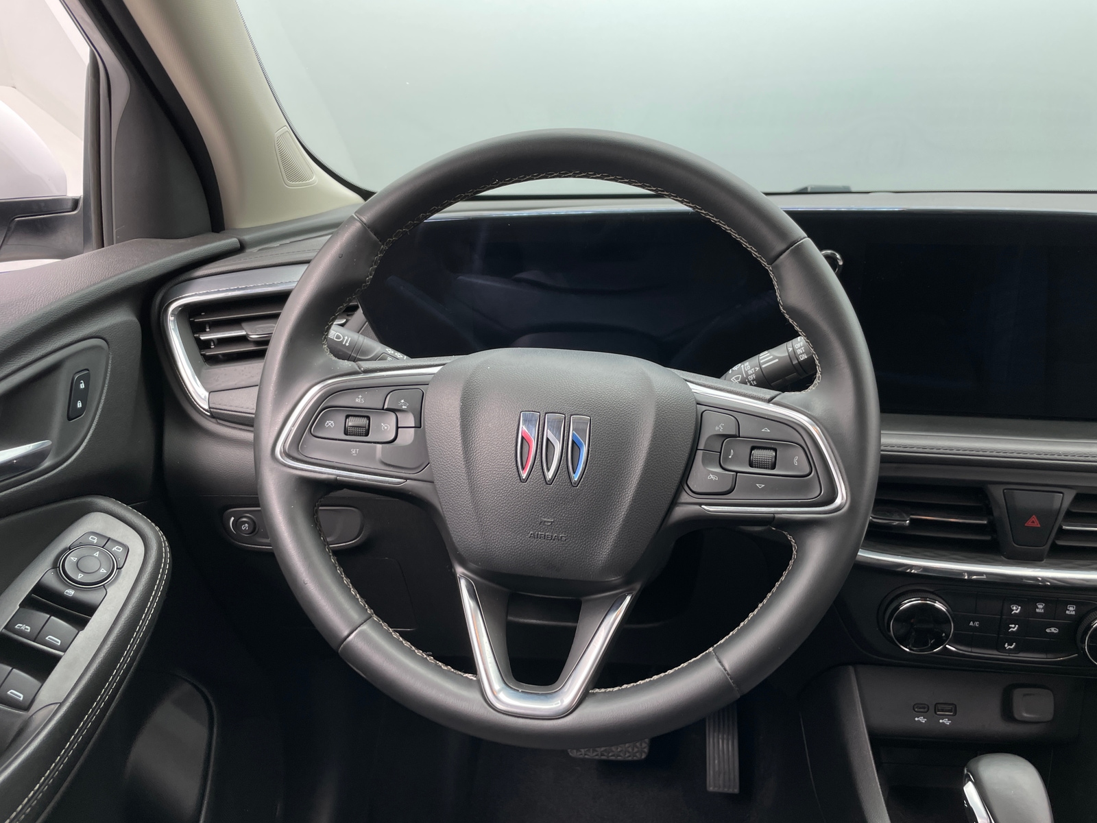 Thumbnail: 2025 Buick Encore GX - 4