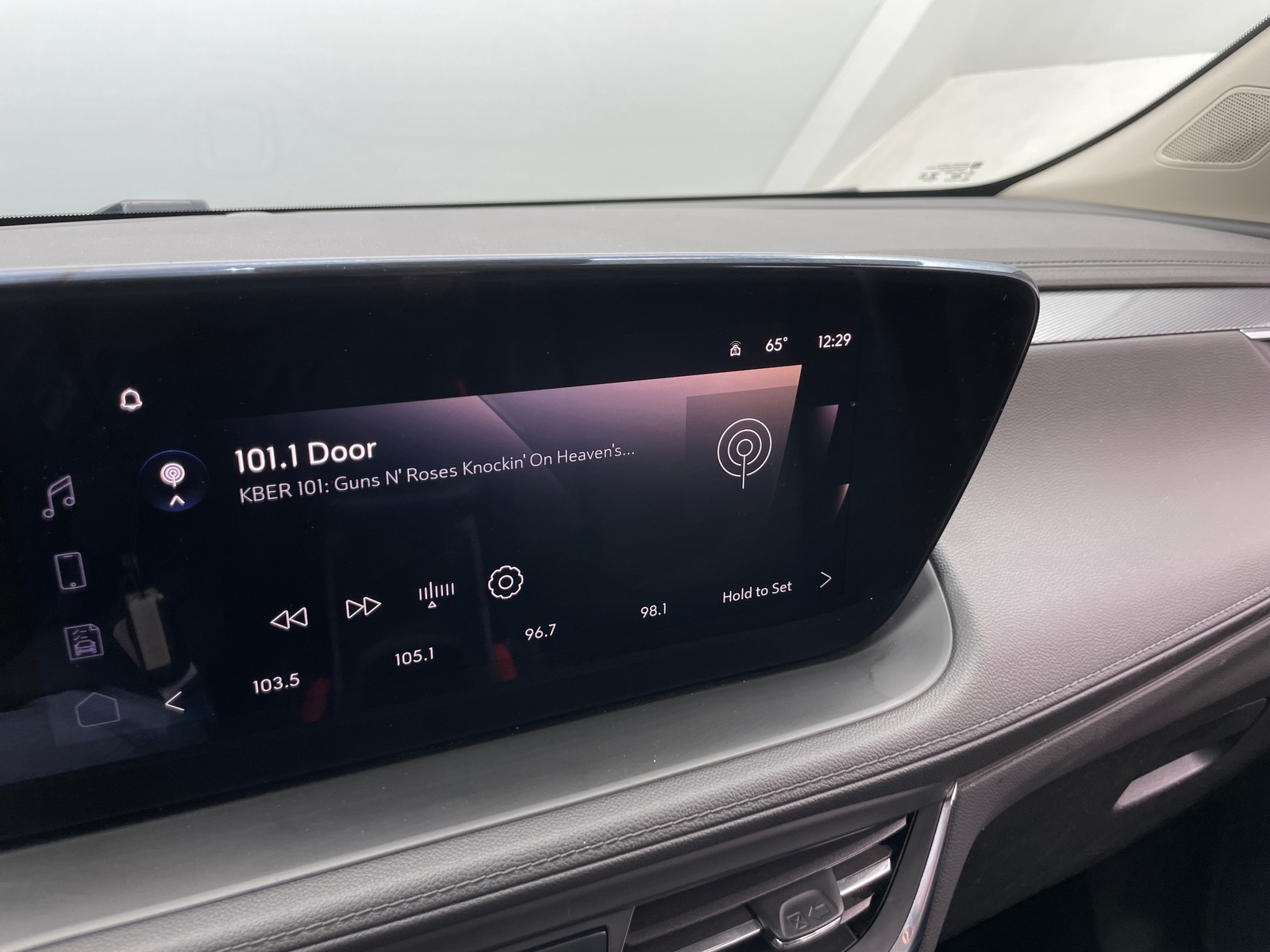 Thumbnail: 2025 Buick Encore GX - 3