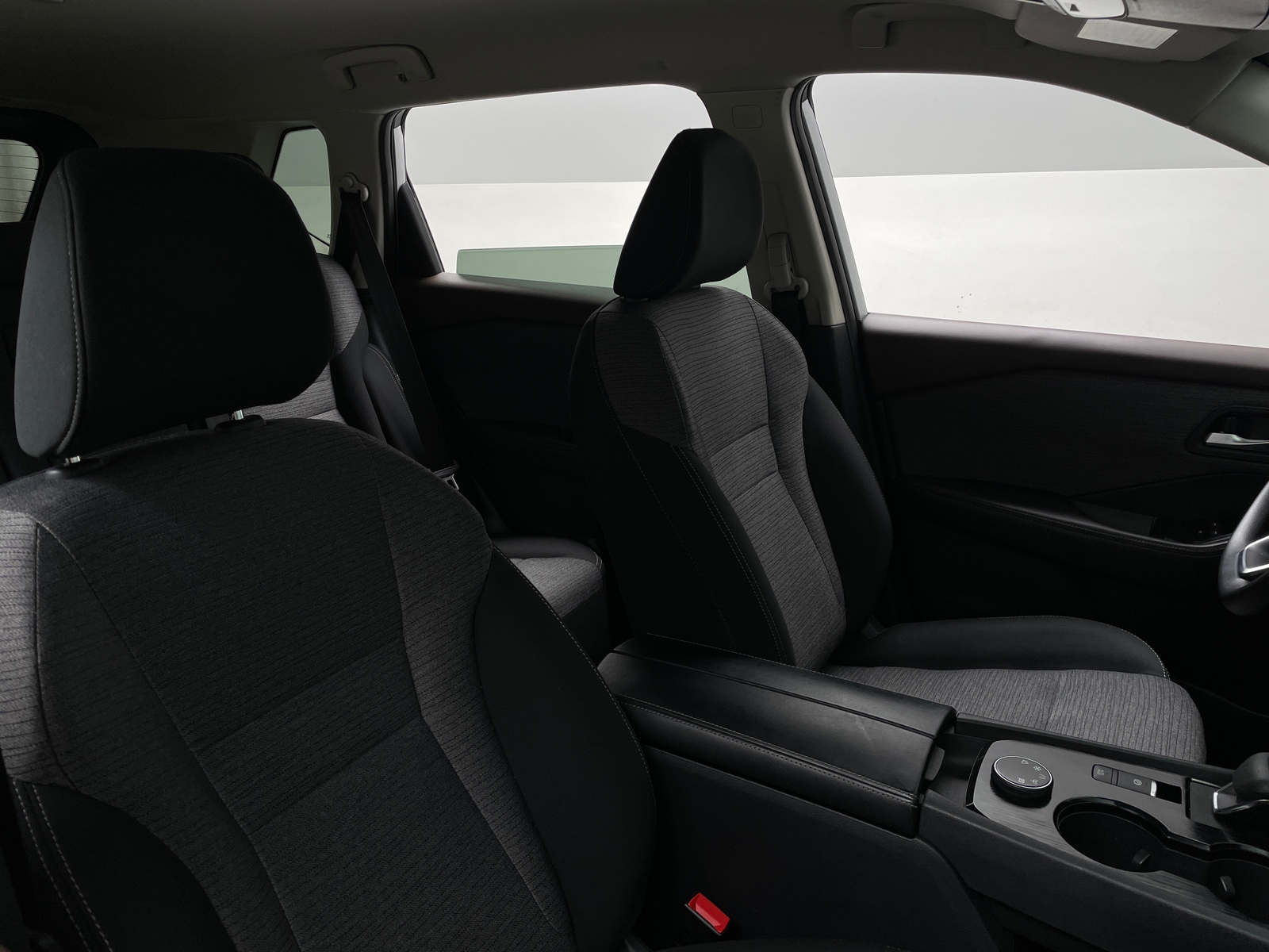 Thumbnail: 2023 Nissan Rogue - 2