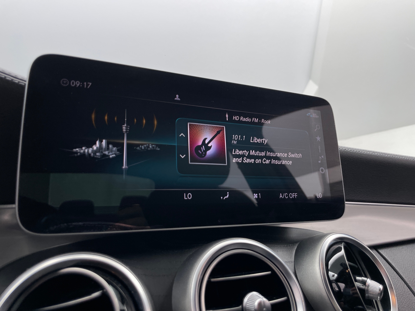 Thumbnail: 2021 Mercedes-Benz C-Class - 3