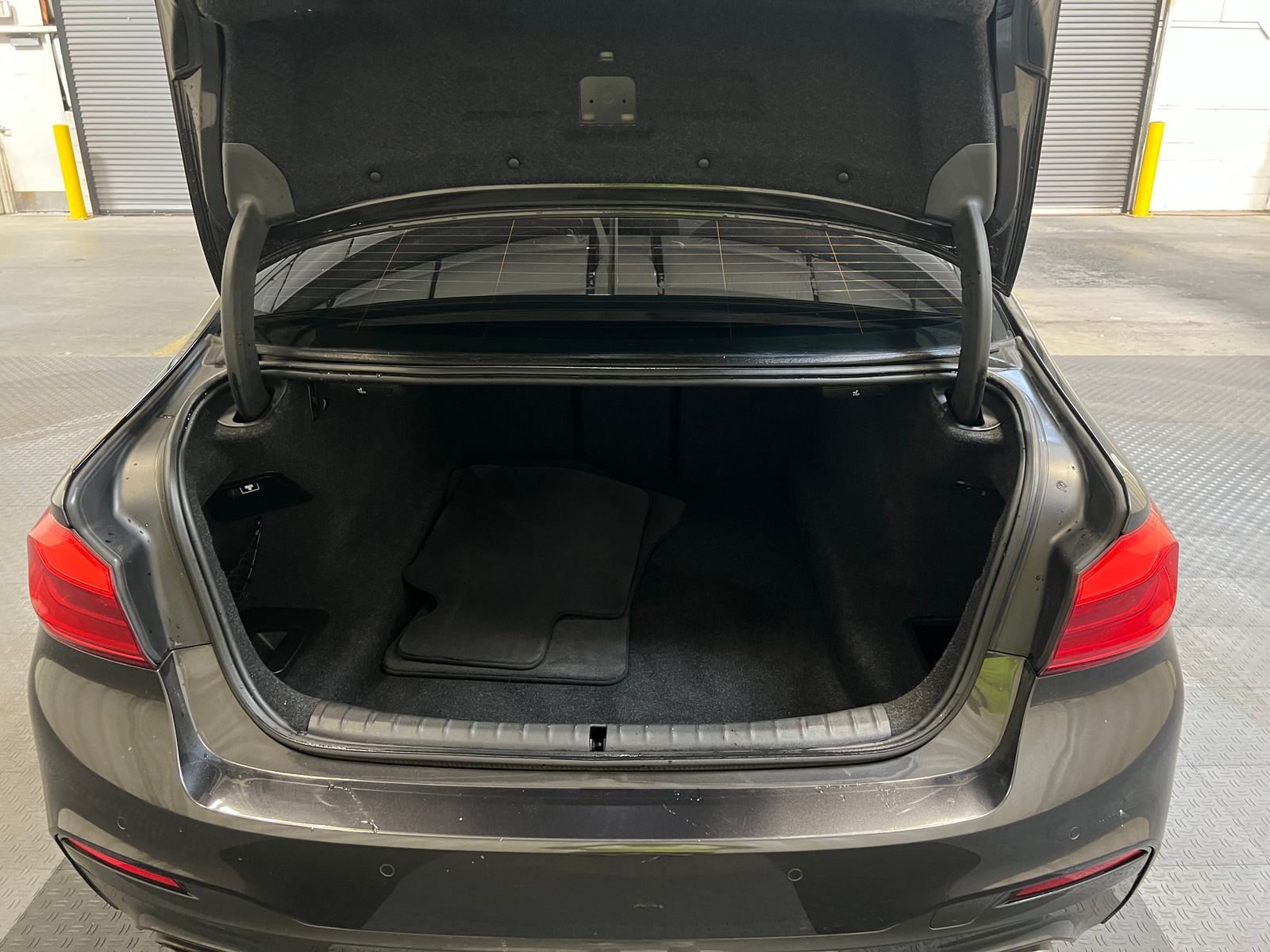 Thumbnail: 2017 BMW 5 Series - 6