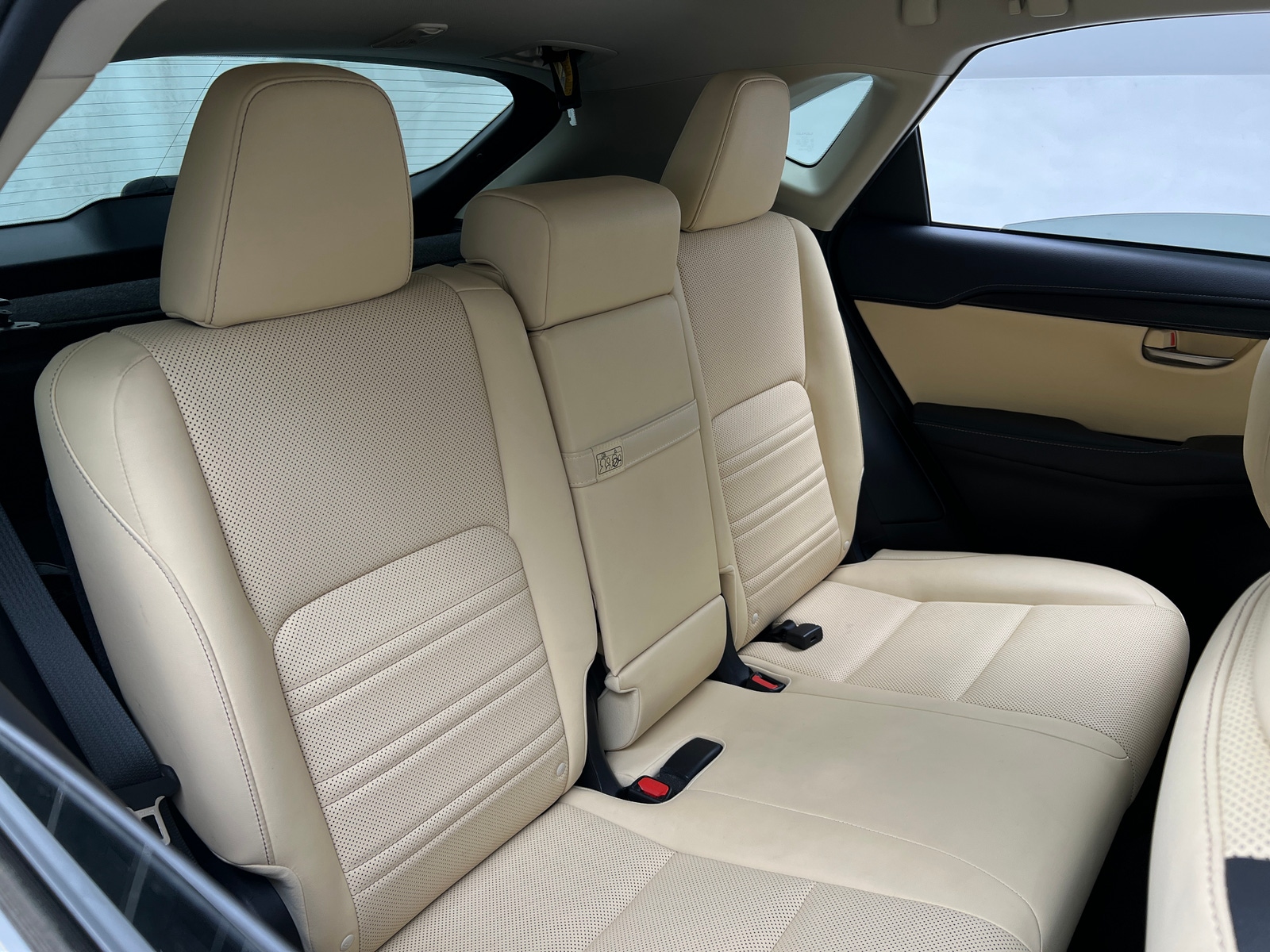 Thumbnail: 2015 Lexus NX - 5