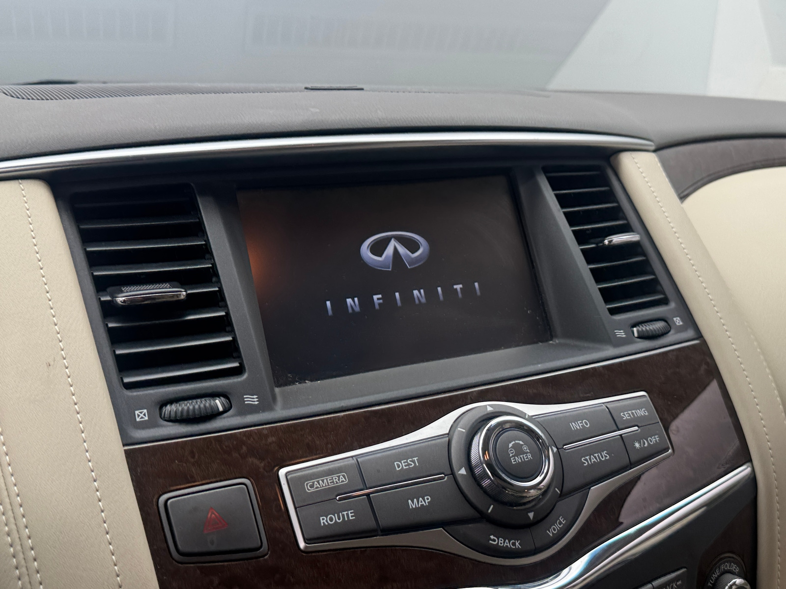 Thumbnail: 2017 INFINITI QX80 - 3