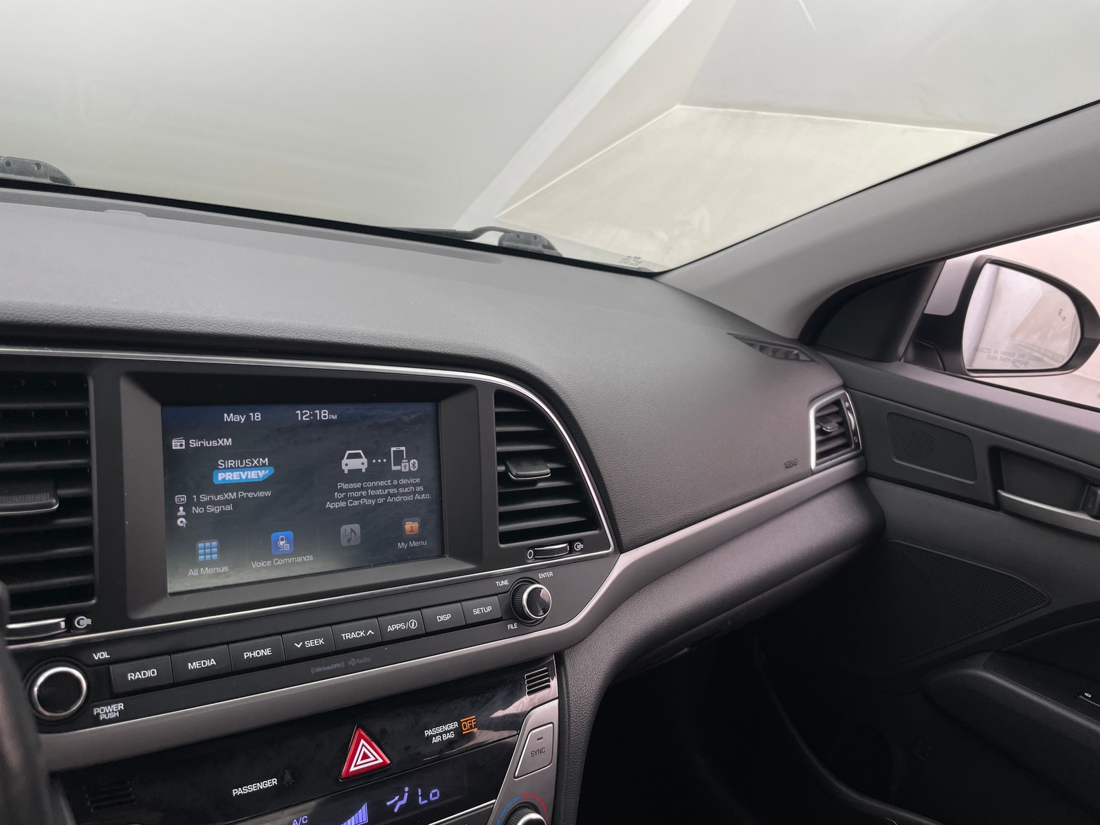 Thumbnail: 2017 Hyundai Elantra - 4