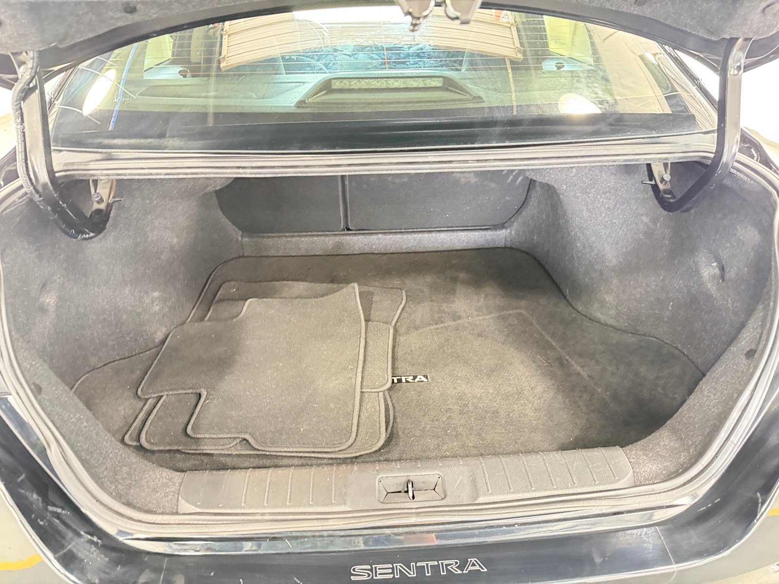 Thumbnail: 2024 Nissan Sentra - 7