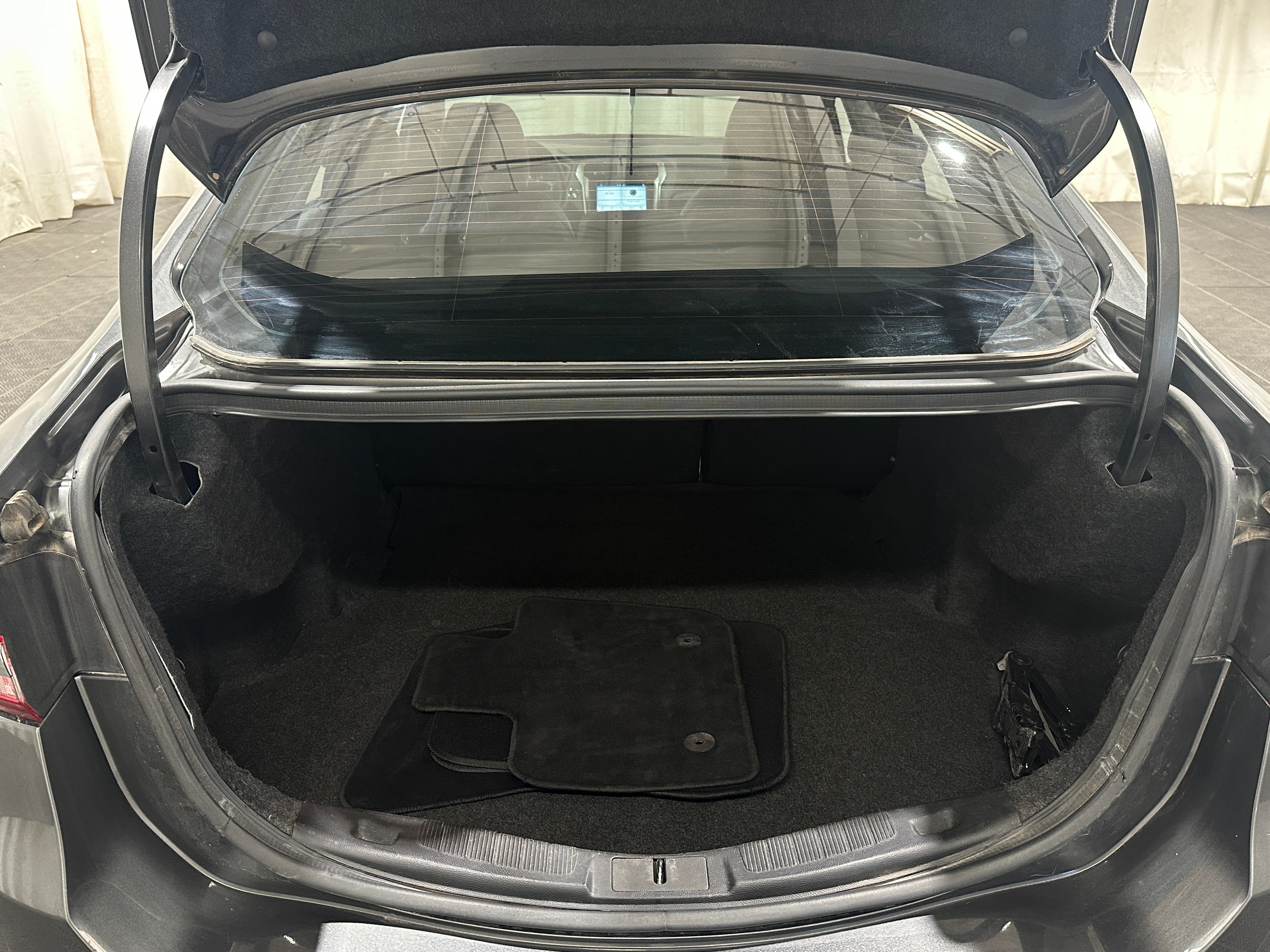 2018 Ford Fusion SE - Photo 9