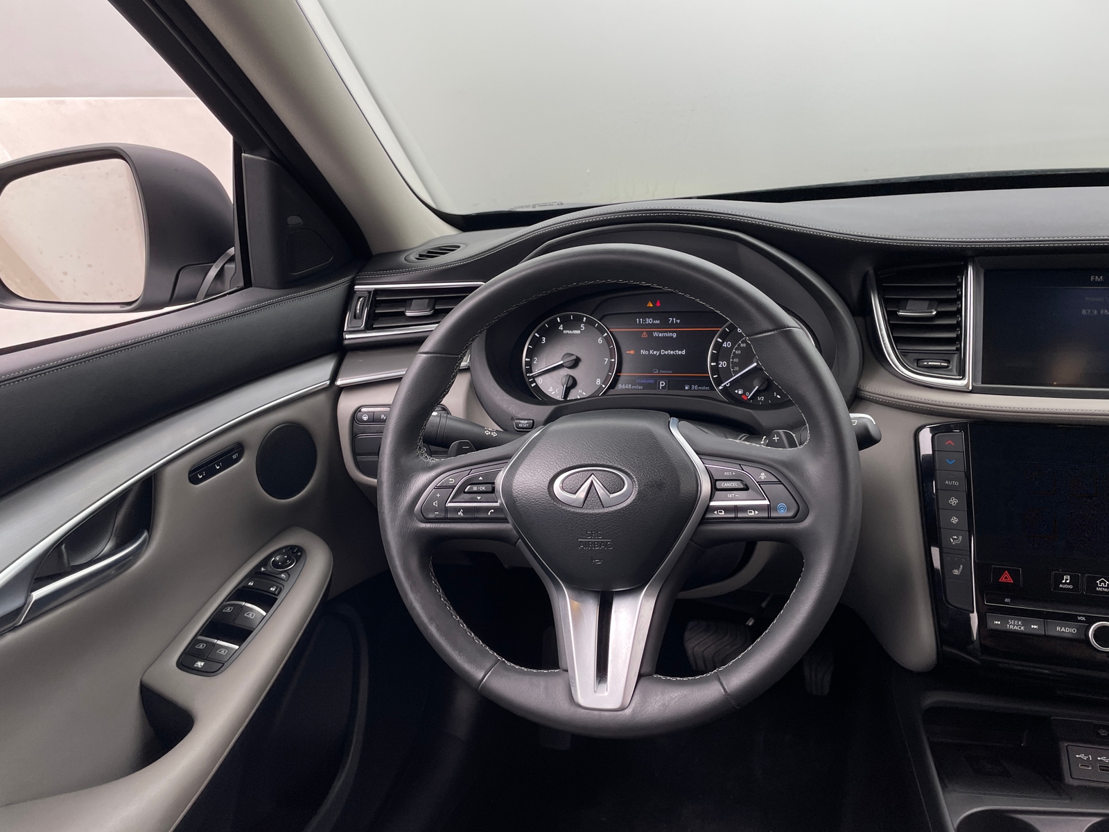 Thumbnail: 2023 INFINITI QX50 - 4