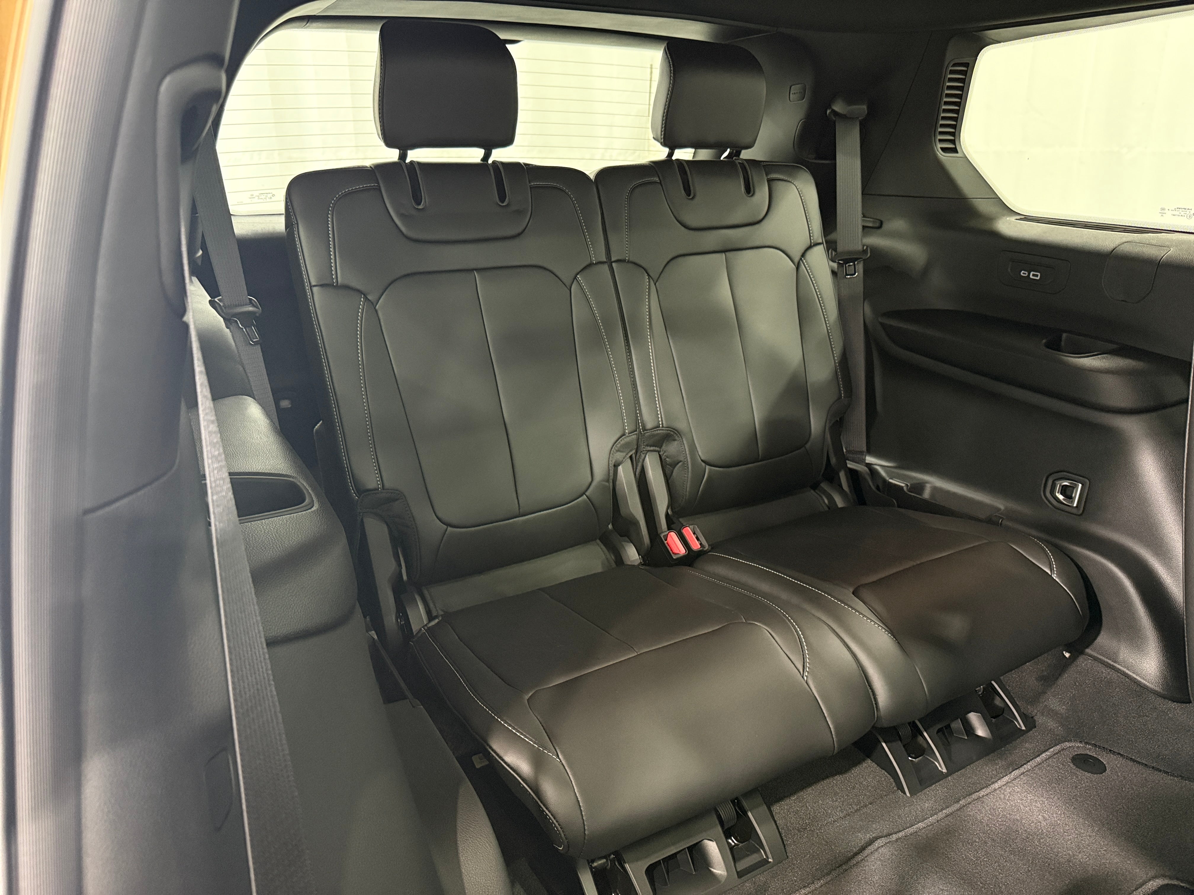 2026 Jeep Grand Cherokee L Limited 4x4's photo