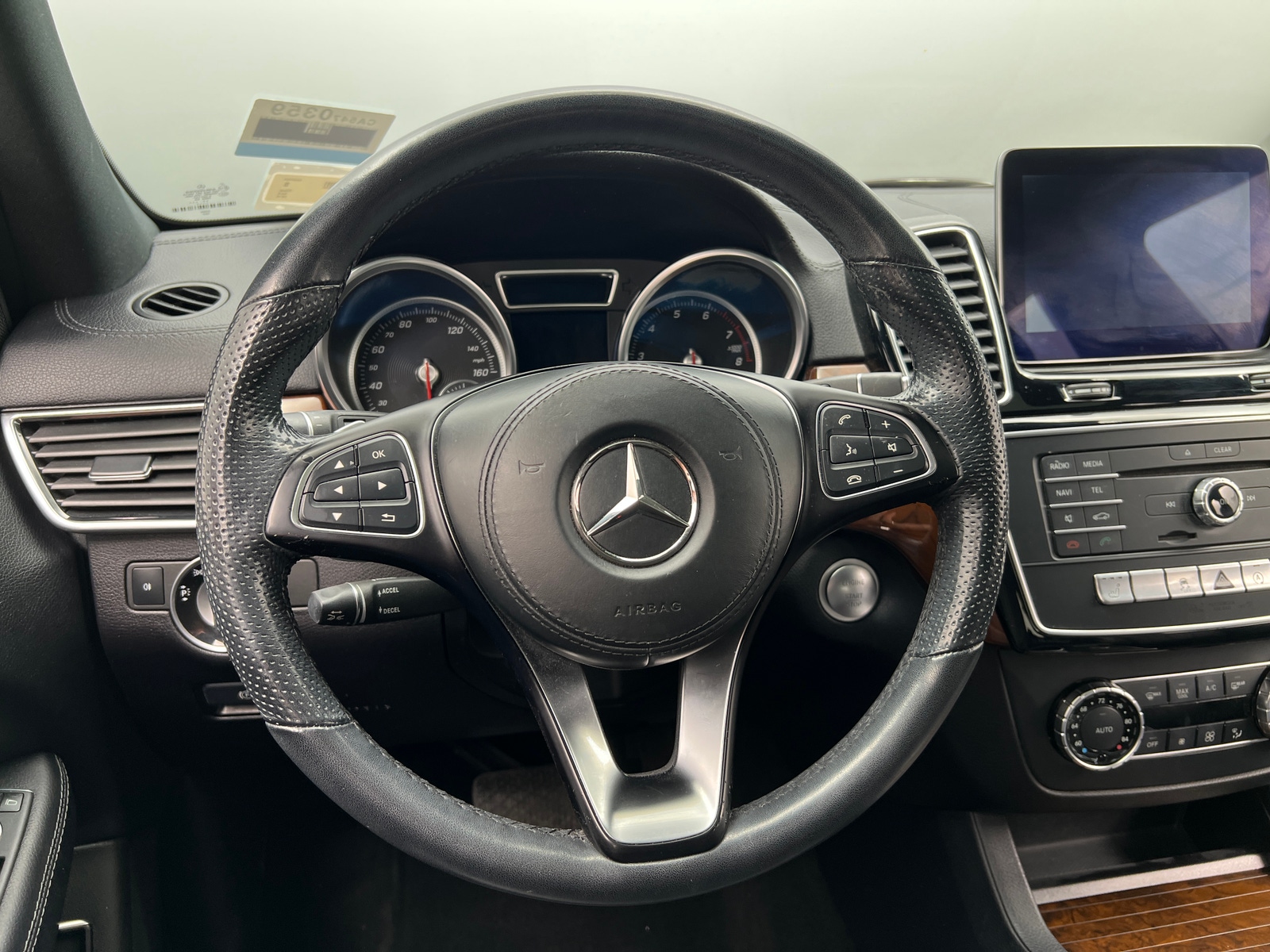 Thumbnail: 2018 Mercedes-Benz GLS - 4