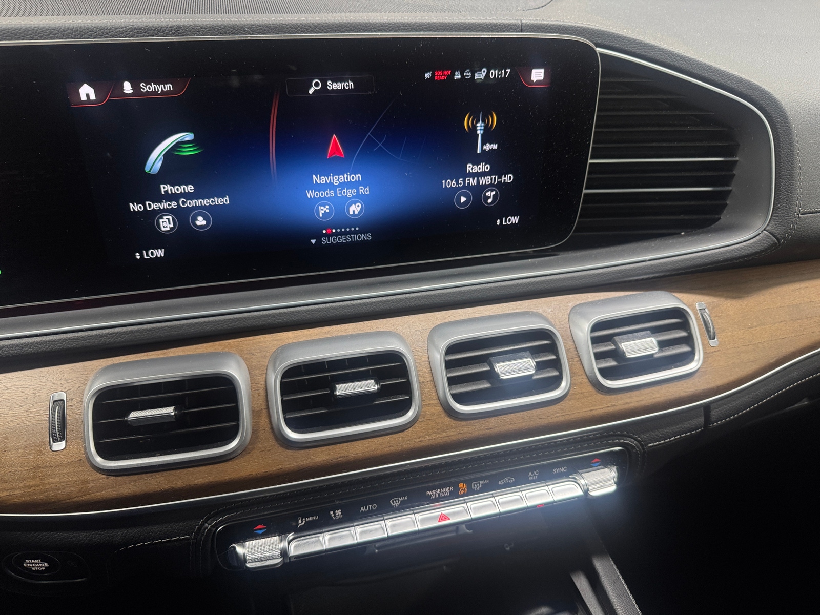 Thumbnail: 2022 Mercedes-Benz GLE - 3