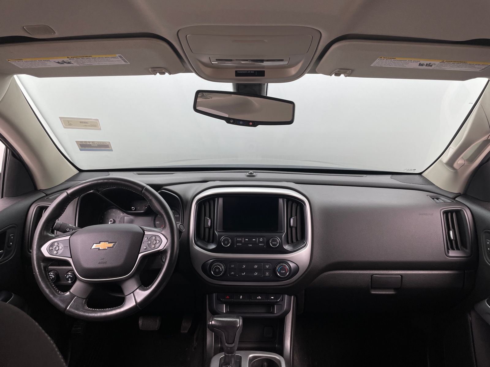 Thumbnail: 2018 Chevrolet Colorado - 3