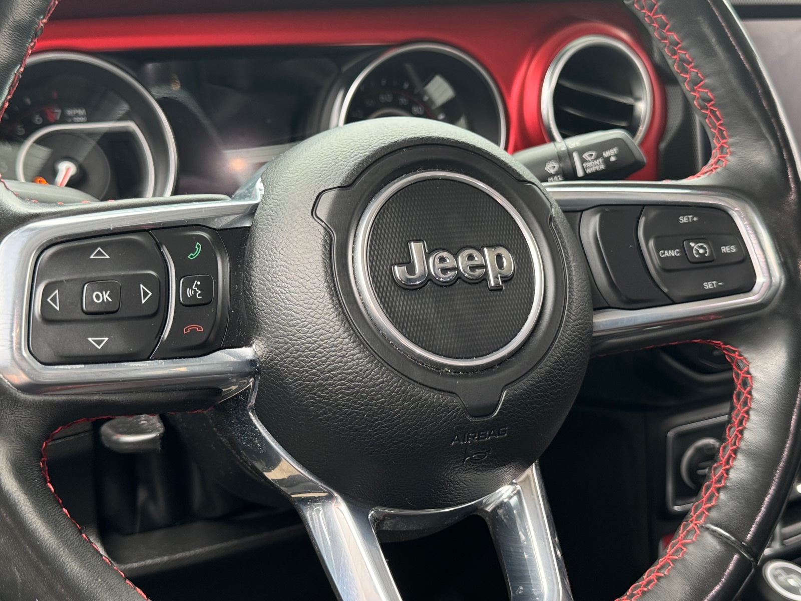 Thumbnail: 2022 Jeep Gladiator - 4
