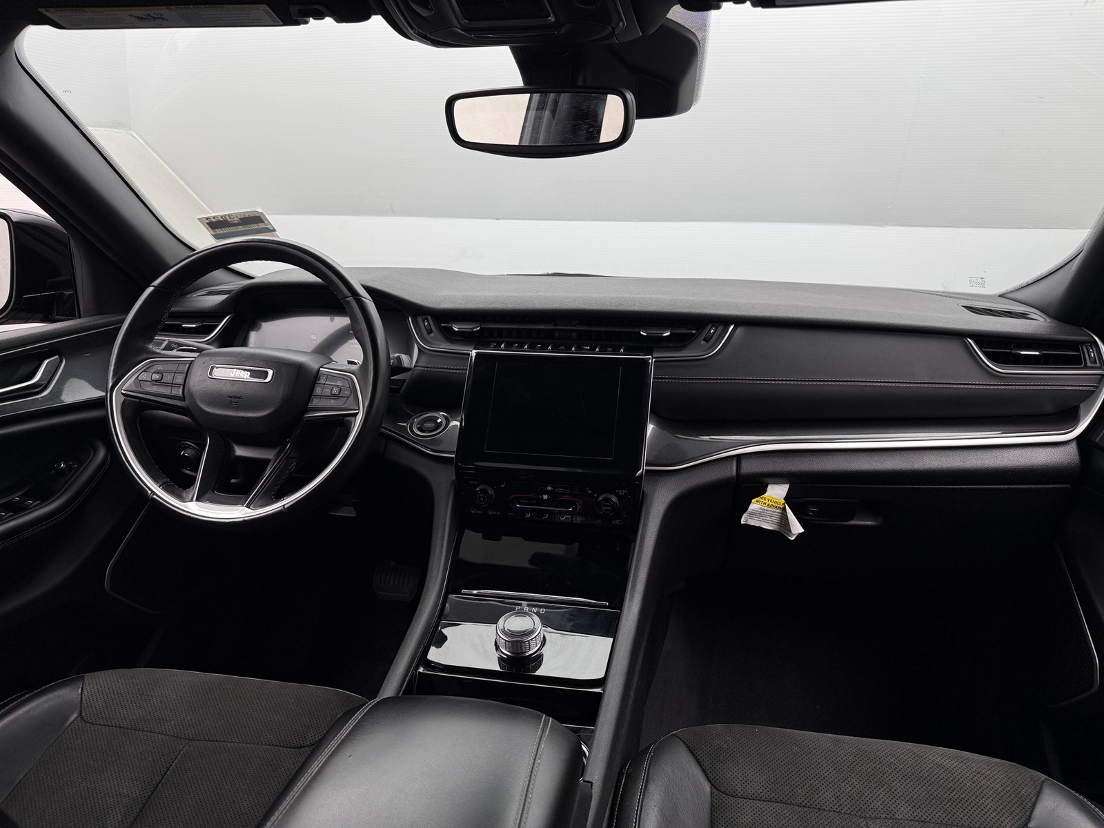 Thumbnail: 2022 Jeep Grand Cherokee L - 2