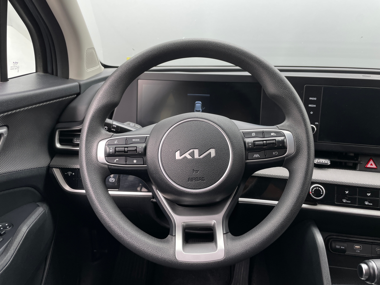 Thumbnail: 2025 Kia Sportage - 5