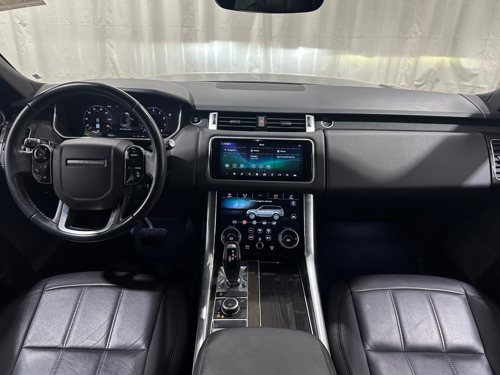 Thumbnail: 2020 Land Rover Range Rover Sport - 2