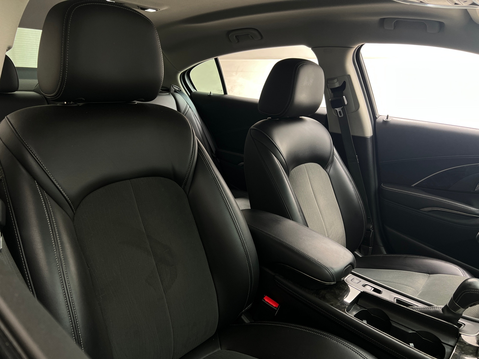 Thumbnail: 2016 Buick LaCrosse - 2