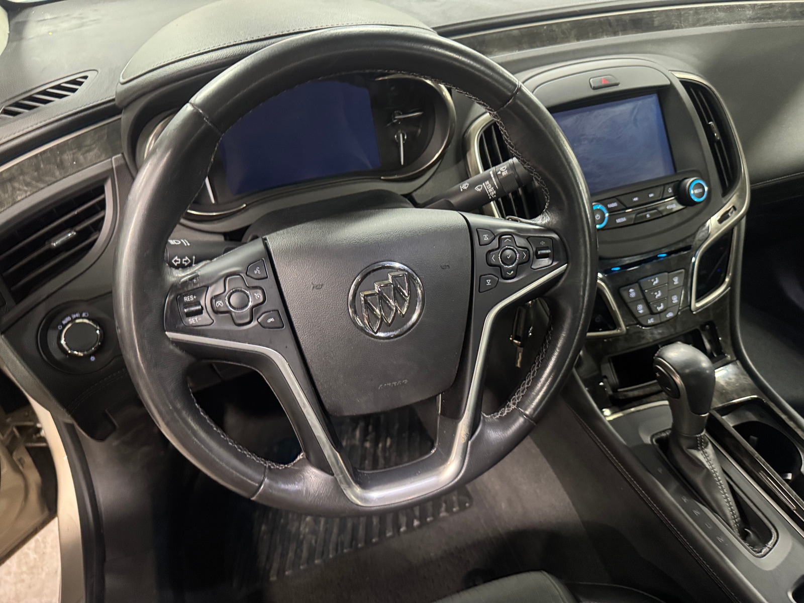 Thumbnail: 2016 Buick LaCrosse - 5