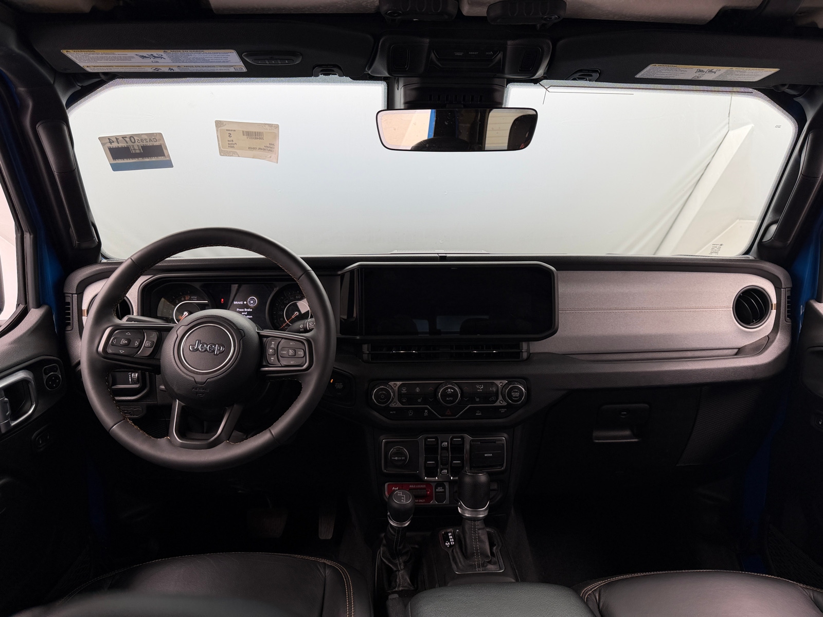 Thumbnail: 2024 Jeep Gladiator - 2