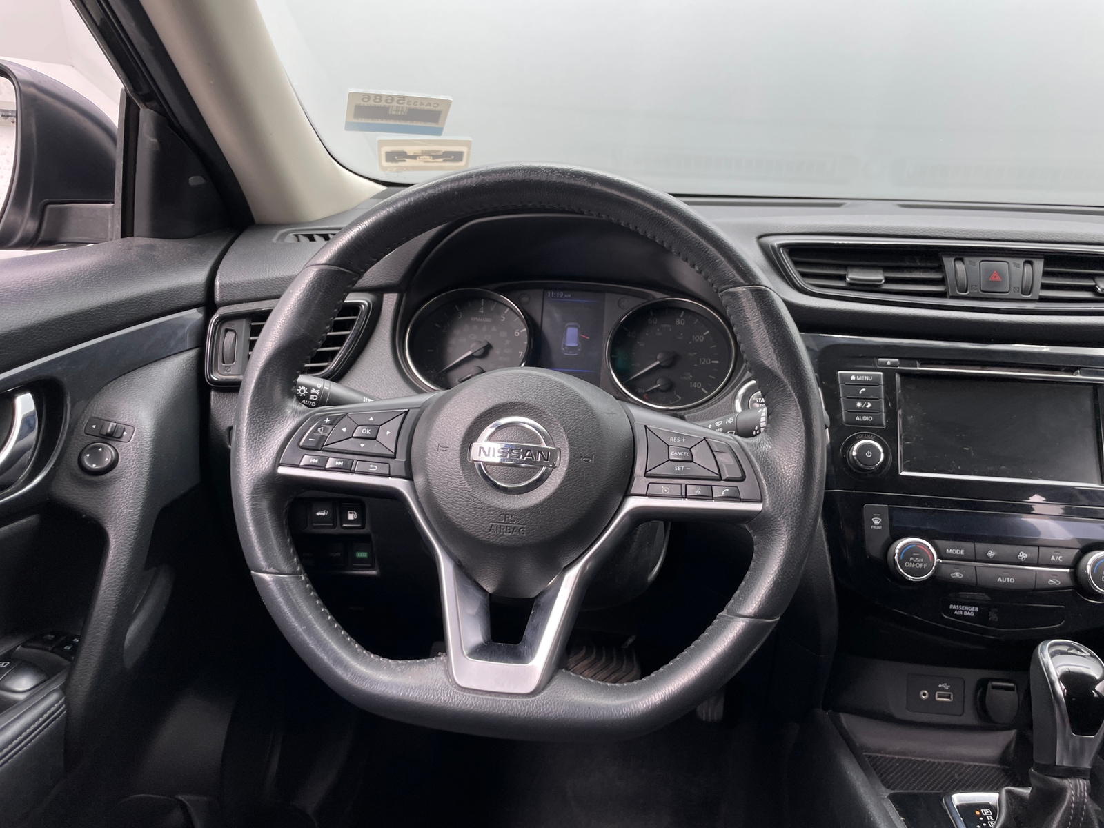 Thumbnail: 2018 Nissan Rogue - 5