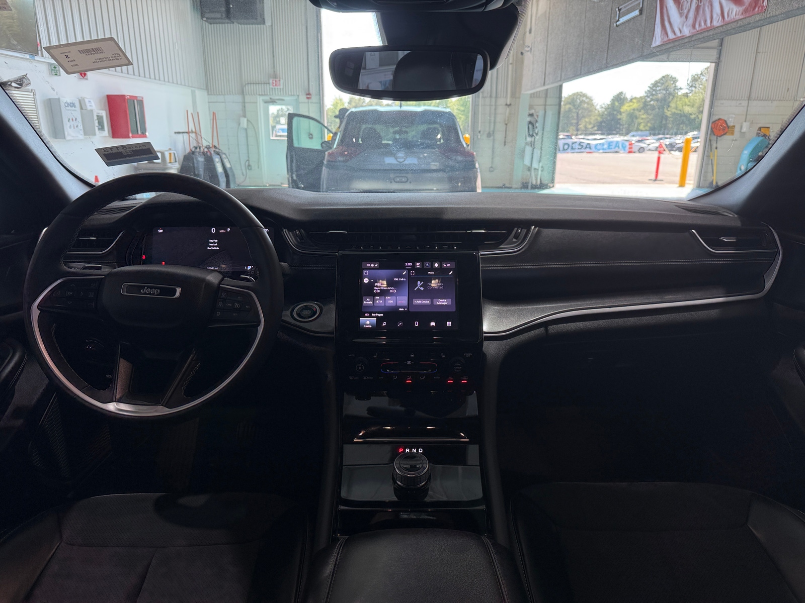 Thumbnail: 2023 Jeep Grand Cherokee - 3