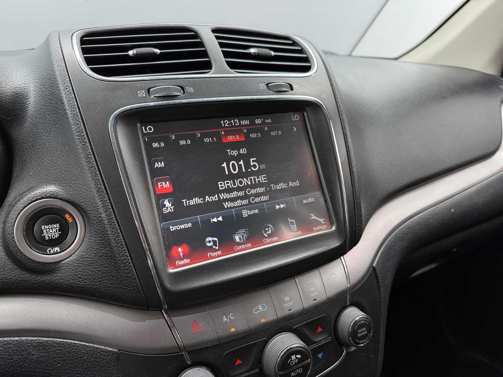 Thumbnail: 2018 Dodge Journey - 3