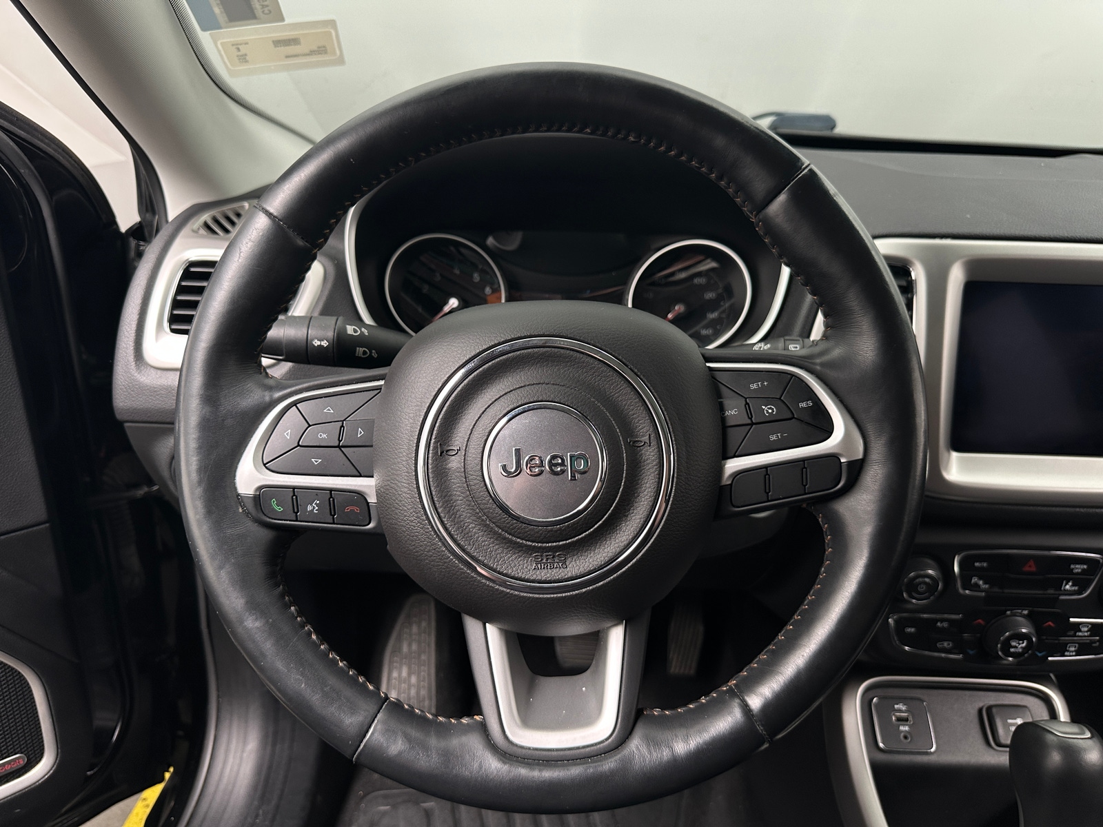 Thumbnail: 2017 Jeep Compass - 5