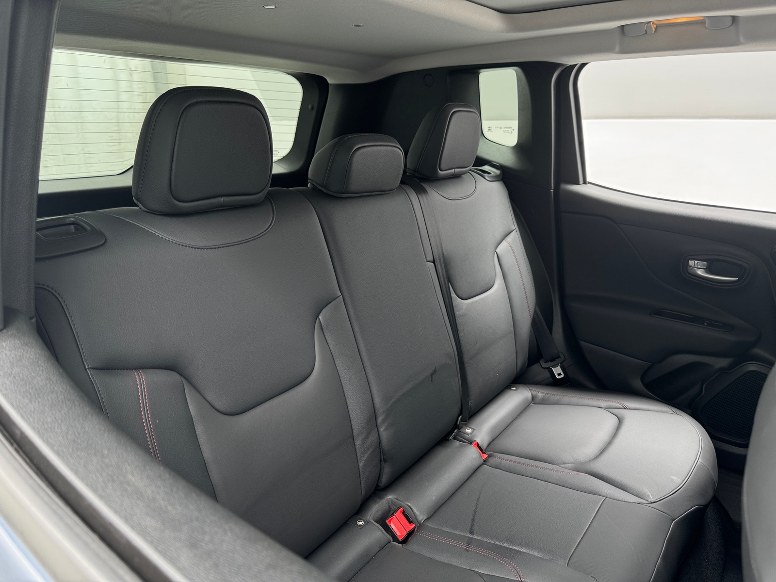 Thumbnail: 2023 Jeep Renegade - 5