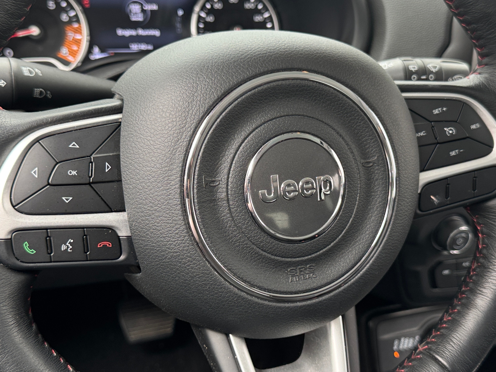 Thumbnail: 2023 Jeep Renegade - 4