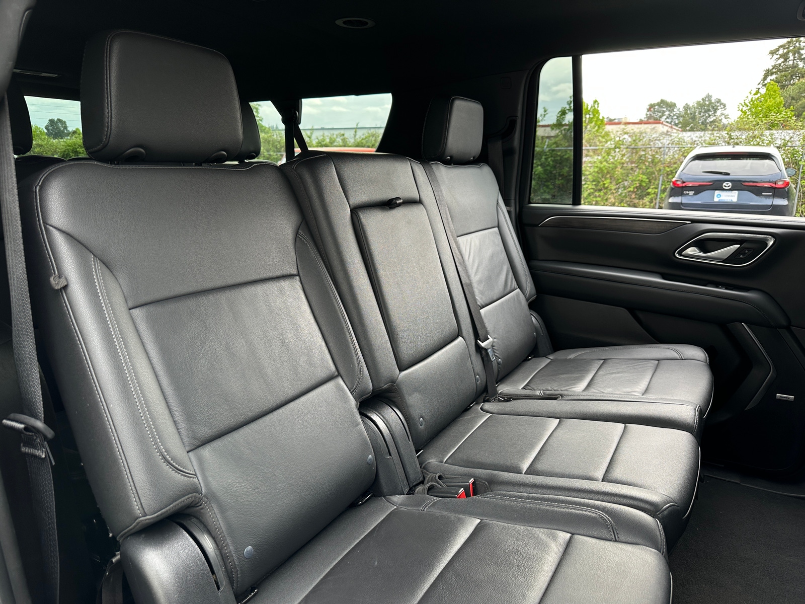 Thumbnail: 2022 Chevrolet Suburban - 5