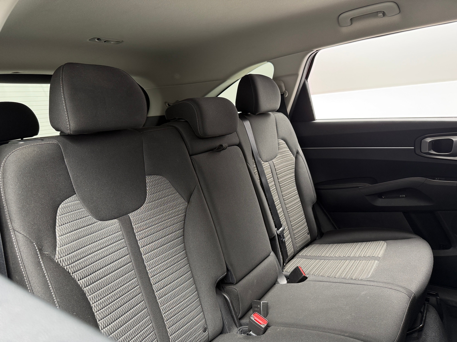 Thumbnail: 2022 Kia Sorento - 6