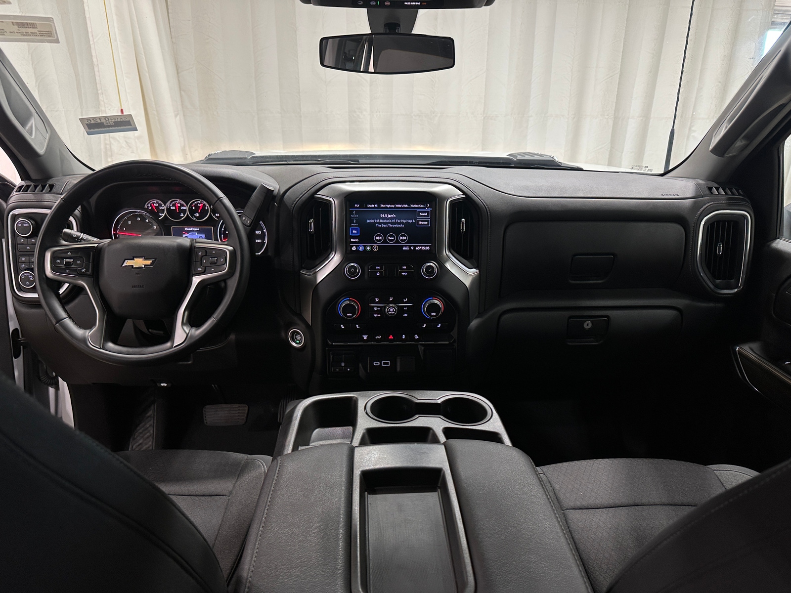 Thumbnail: 2023 Chevrolet Silverado 2500 - 3