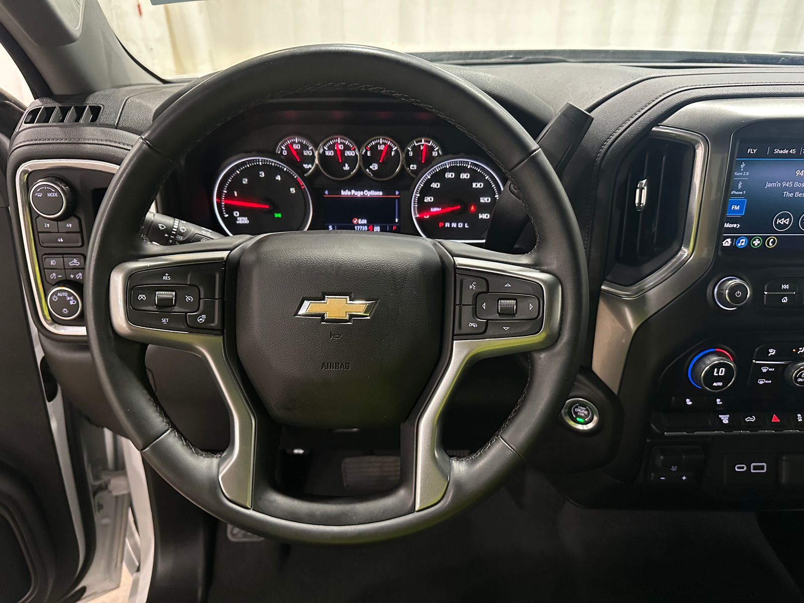 Thumbnail: 2023 Chevrolet Silverado 2500 - 5