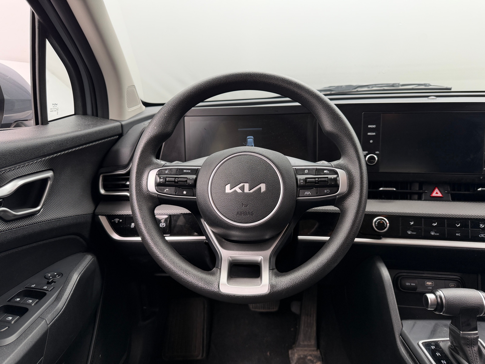 Thumbnail: 2025 Kia Sportage - 5