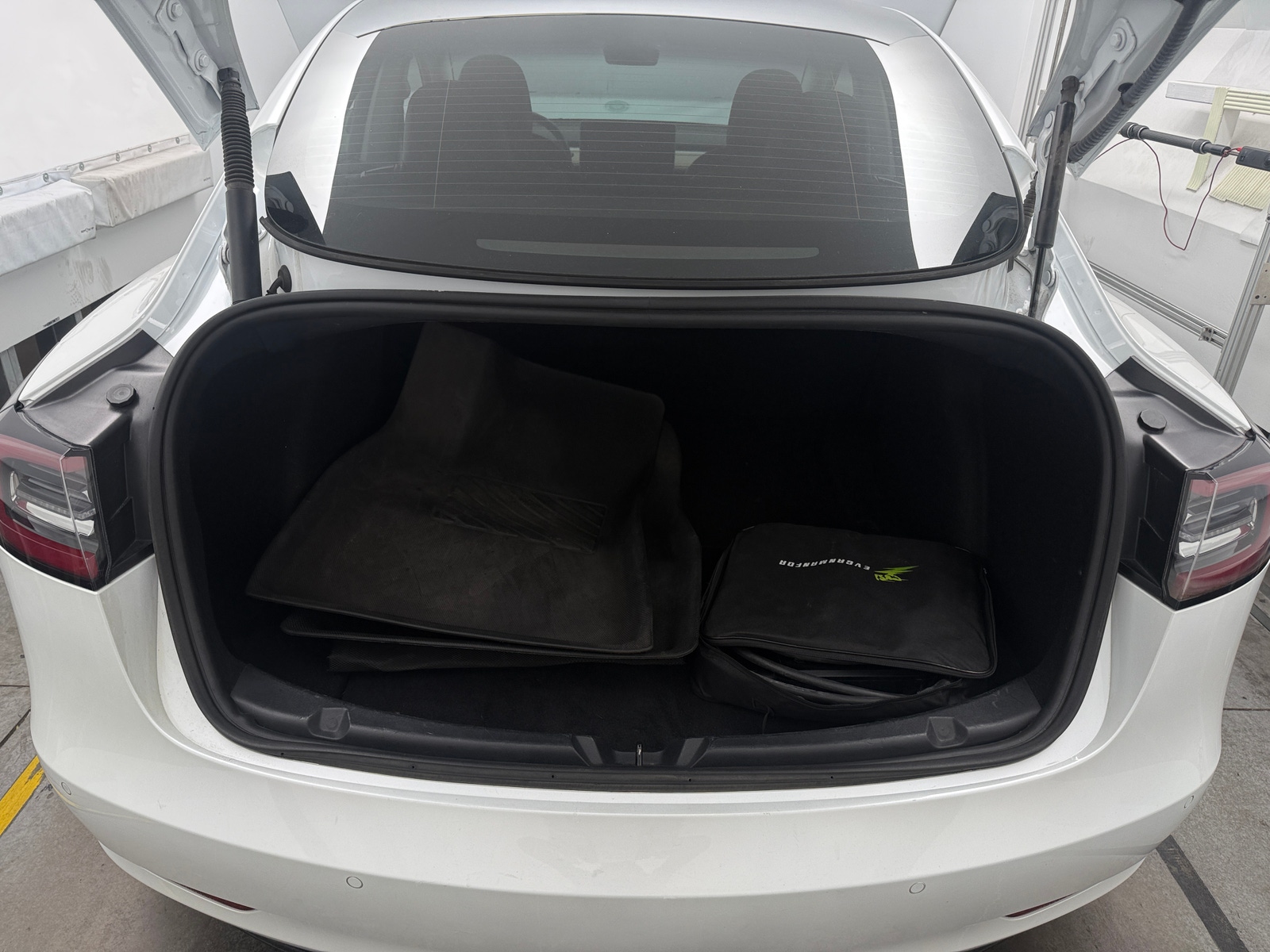Thumbnail: 2022 Tesla Model 3 - 6