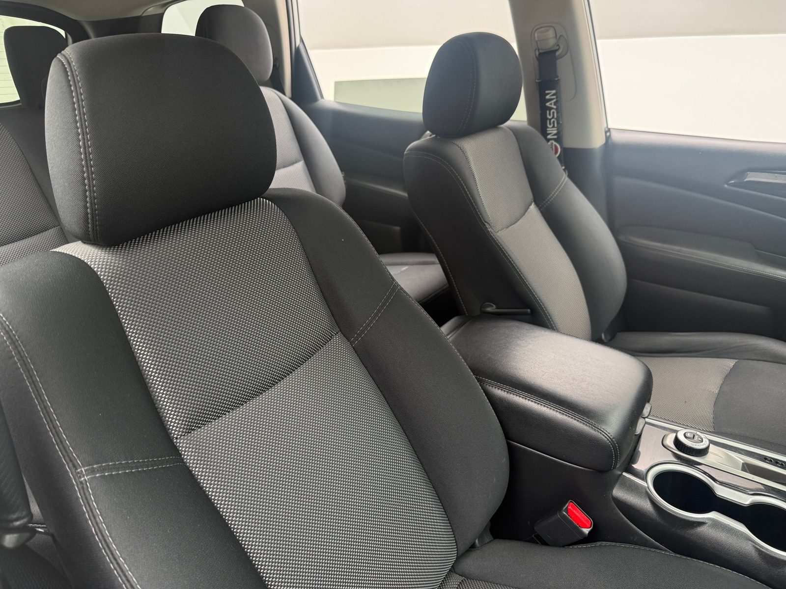 Thumbnail: 2018 Nissan Pathfinder - 2