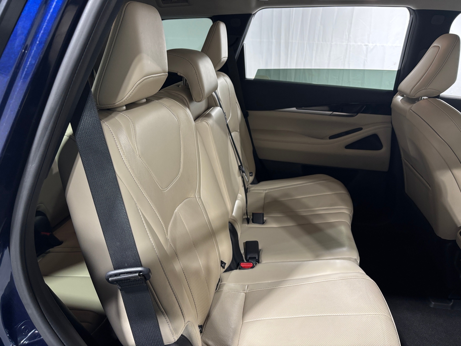 Thumbnail: 2023 INFINITI QX60 - 5