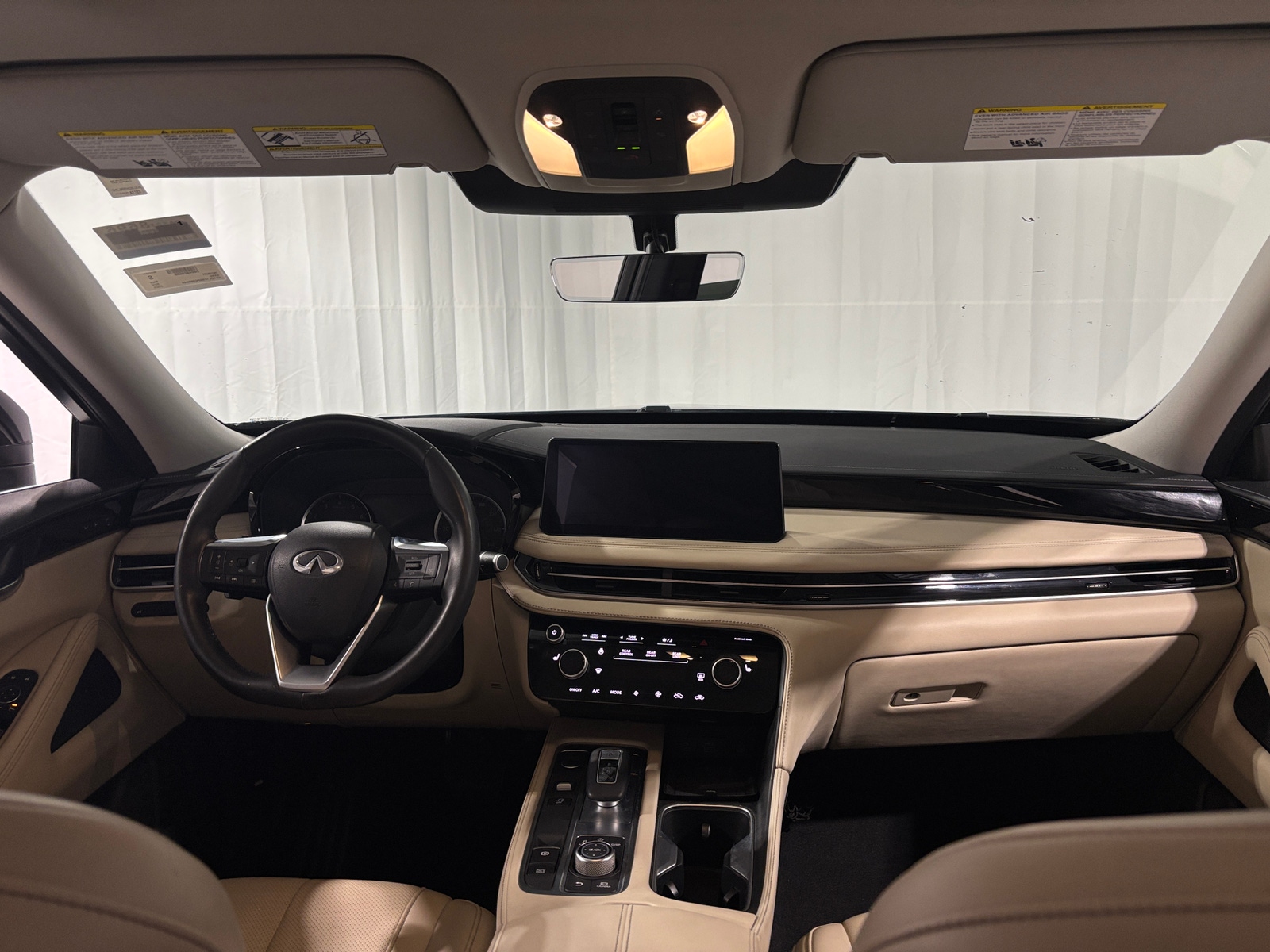 Thumbnail: 2023 INFINITI QX60 - 2