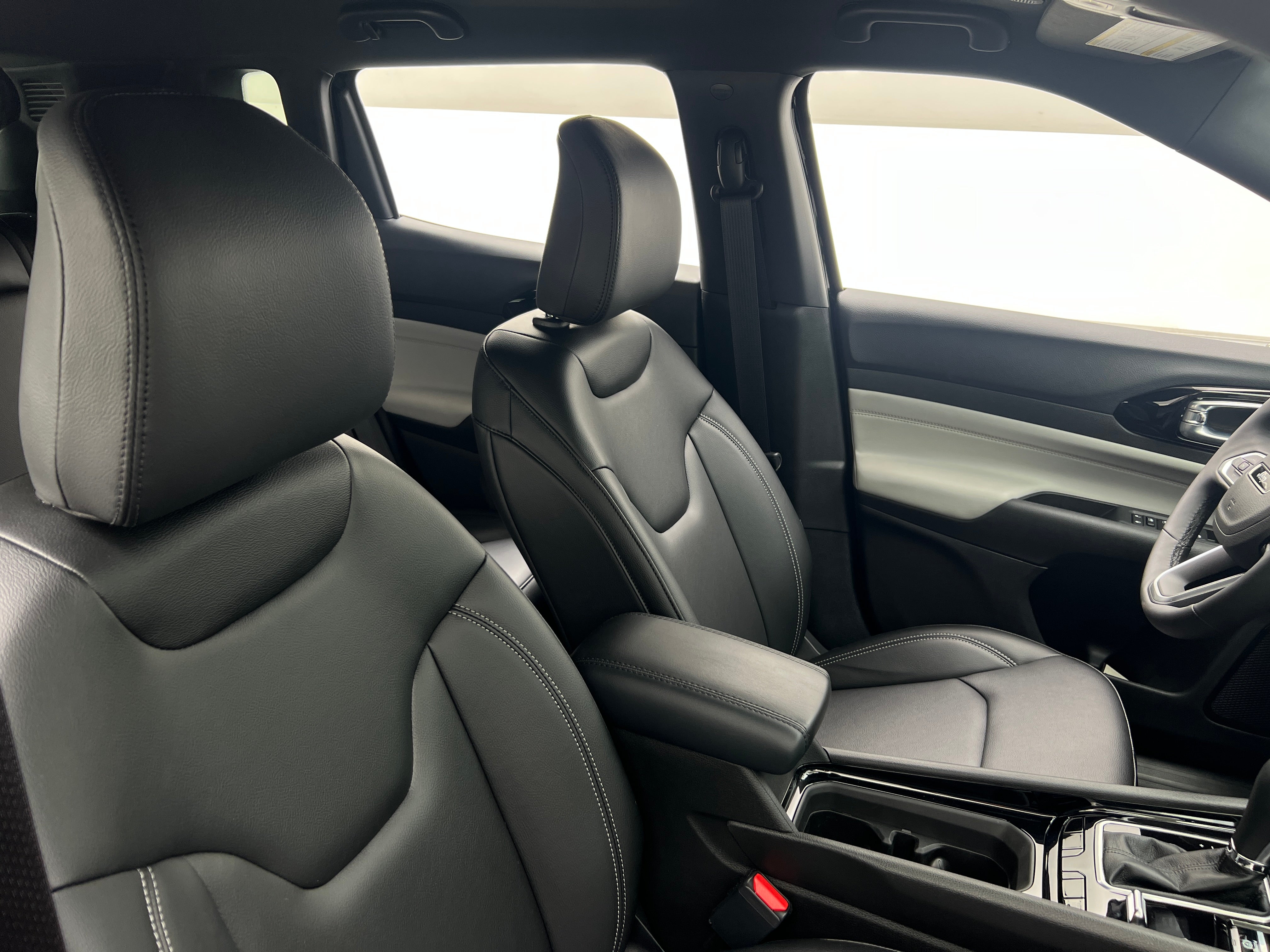 2026 Jeep Compass Limited 4X4's photo