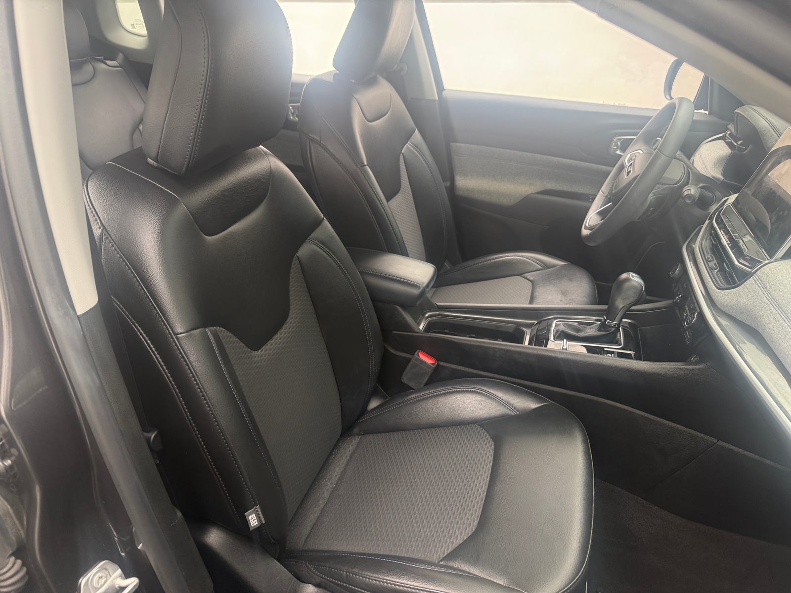 Thumbnail: 2022 Jeep Compass - 2