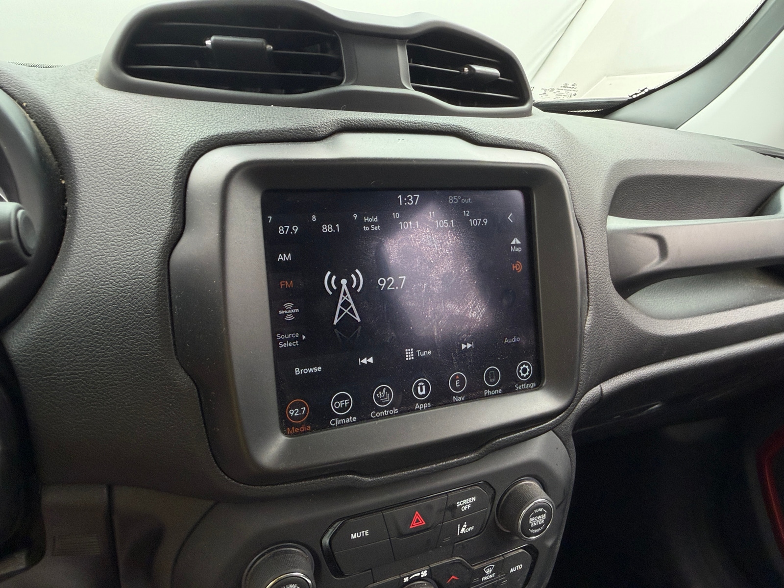 Thumbnail: 2021 Jeep Renegade - 4