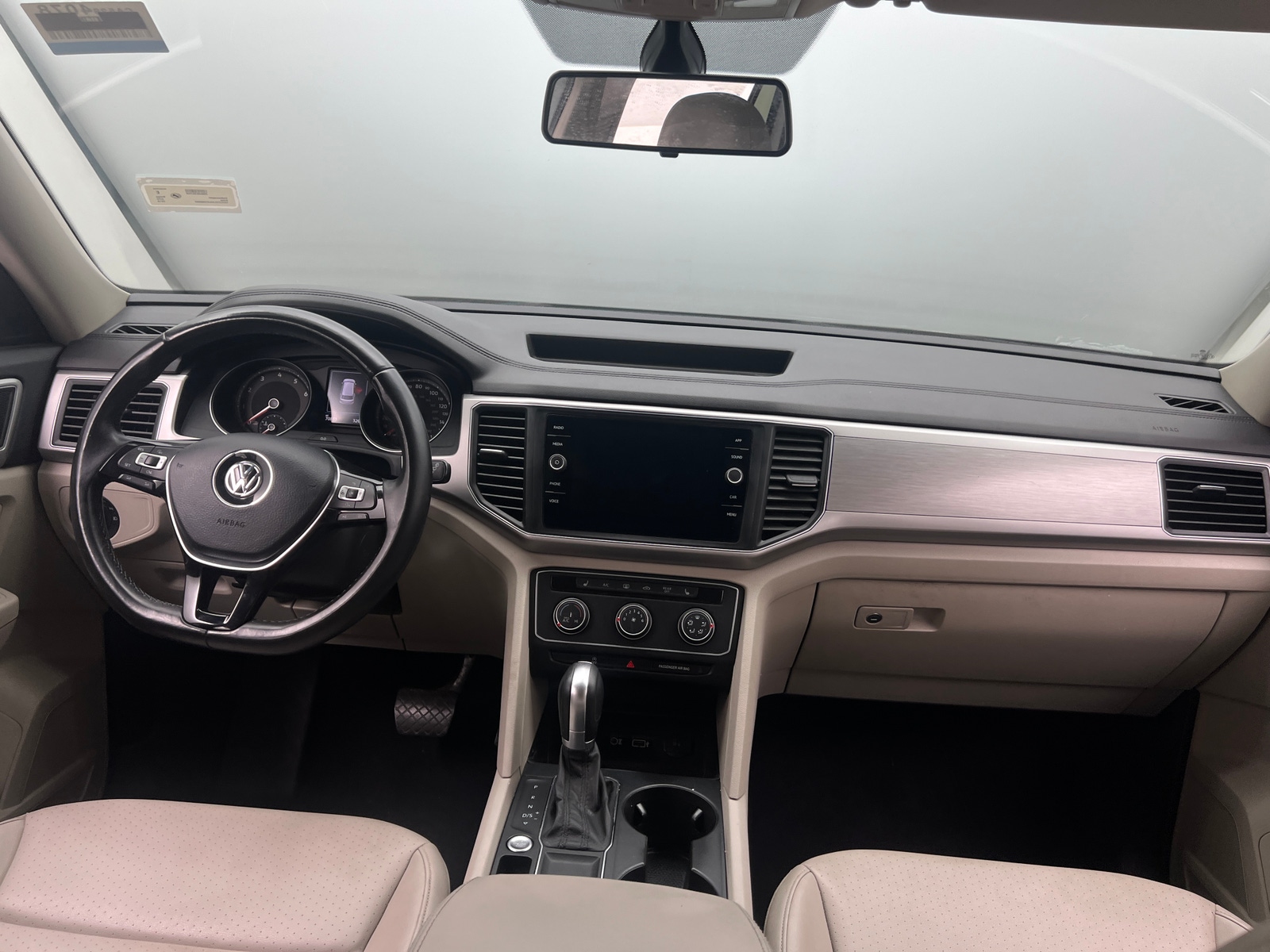 Thumbnail: 2018 Volkswagen Atlas - 2